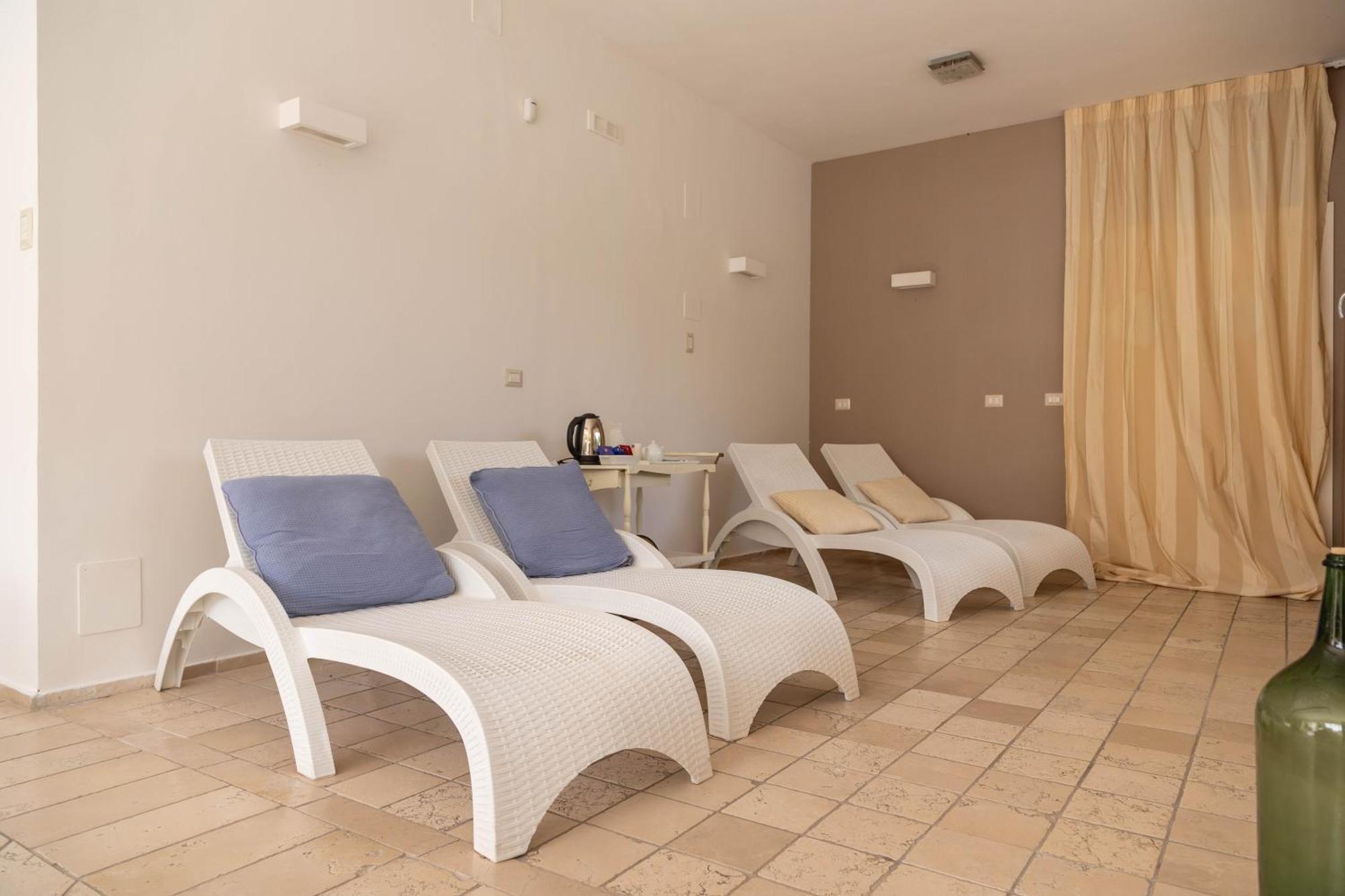 Ah Premium Baia Dei Faraglioni Hotel Mattinata Bagian luar foto