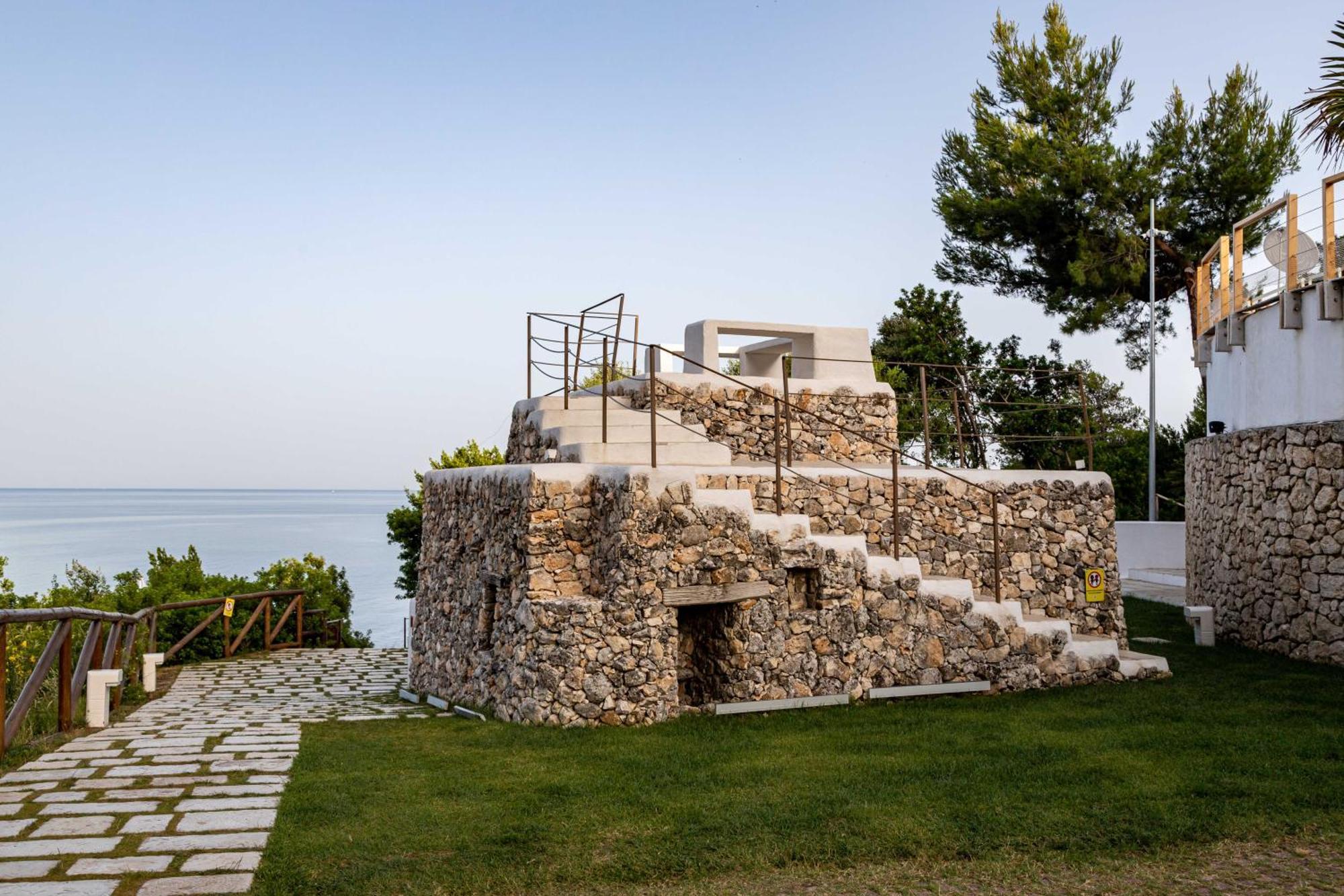 Ah Premium Baia Dei Faraglioni Hotel Mattinata Bagian luar foto