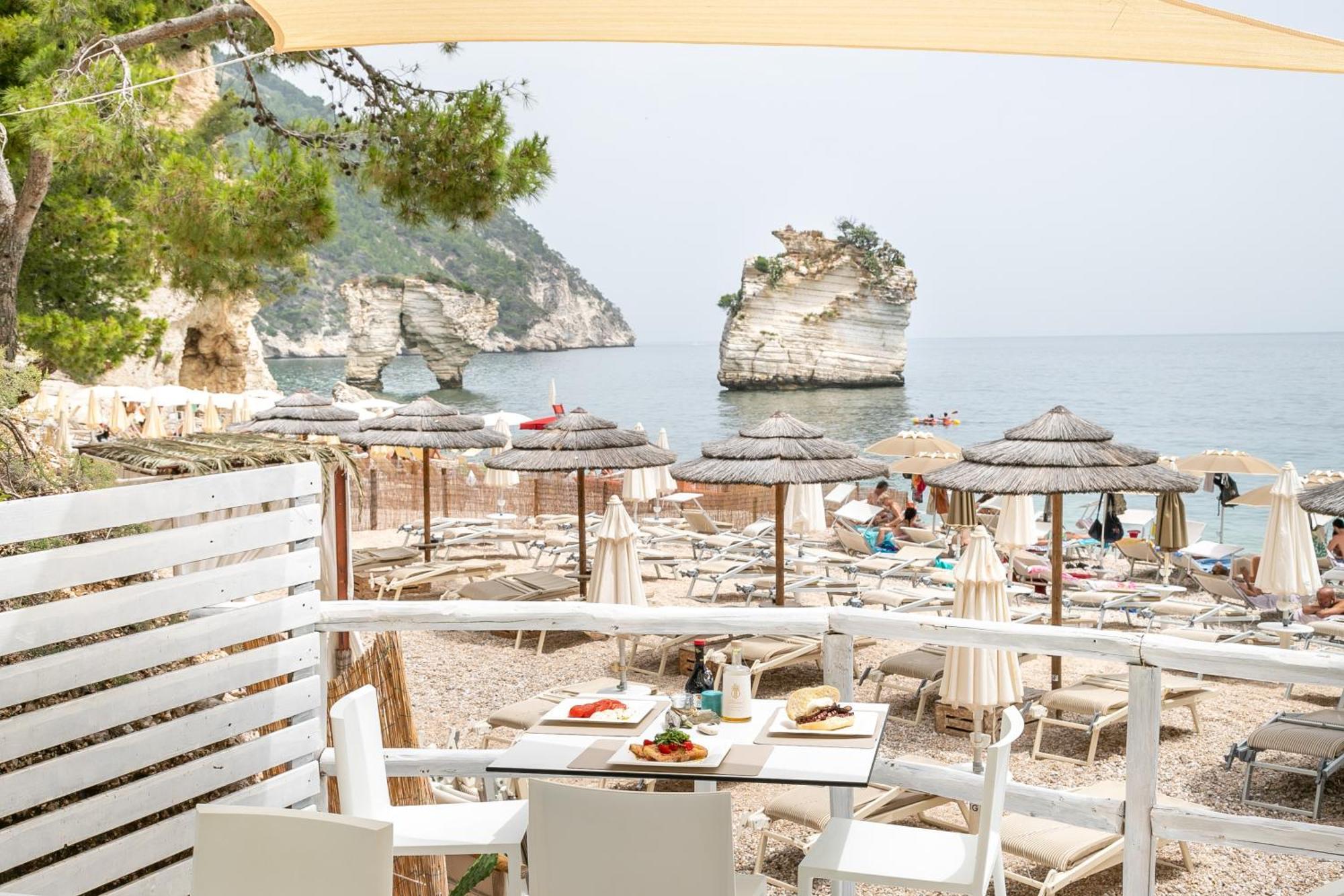 Ah Premium Baia Dei Faraglioni Hotel Mattinata Bagian luar foto