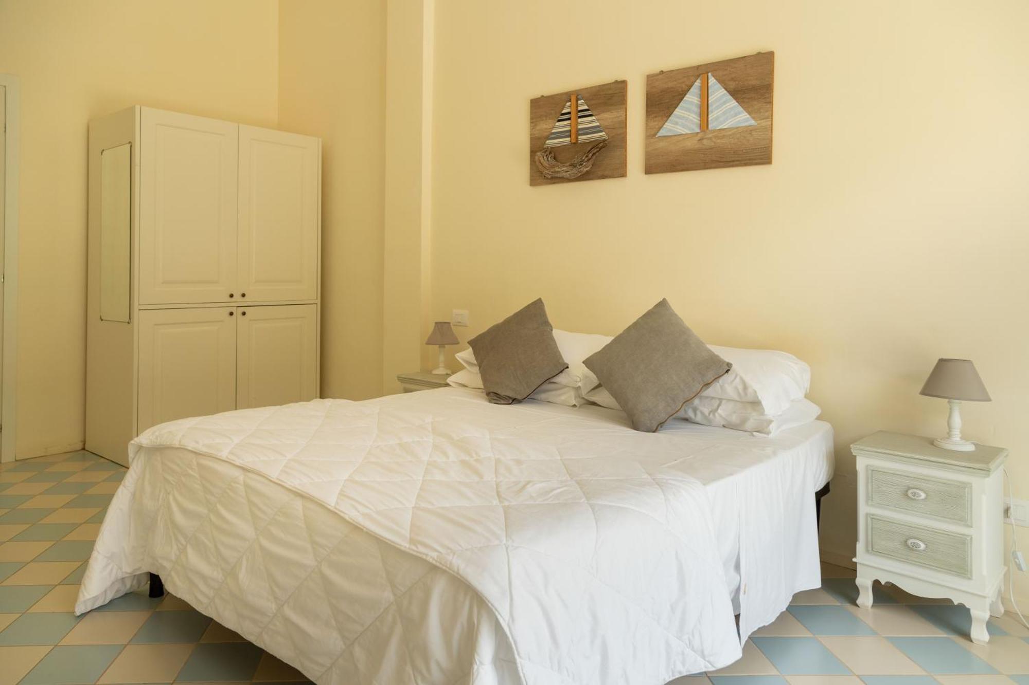 Ah Premium Baia Dei Faraglioni Hotel Mattinata Bagian luar foto