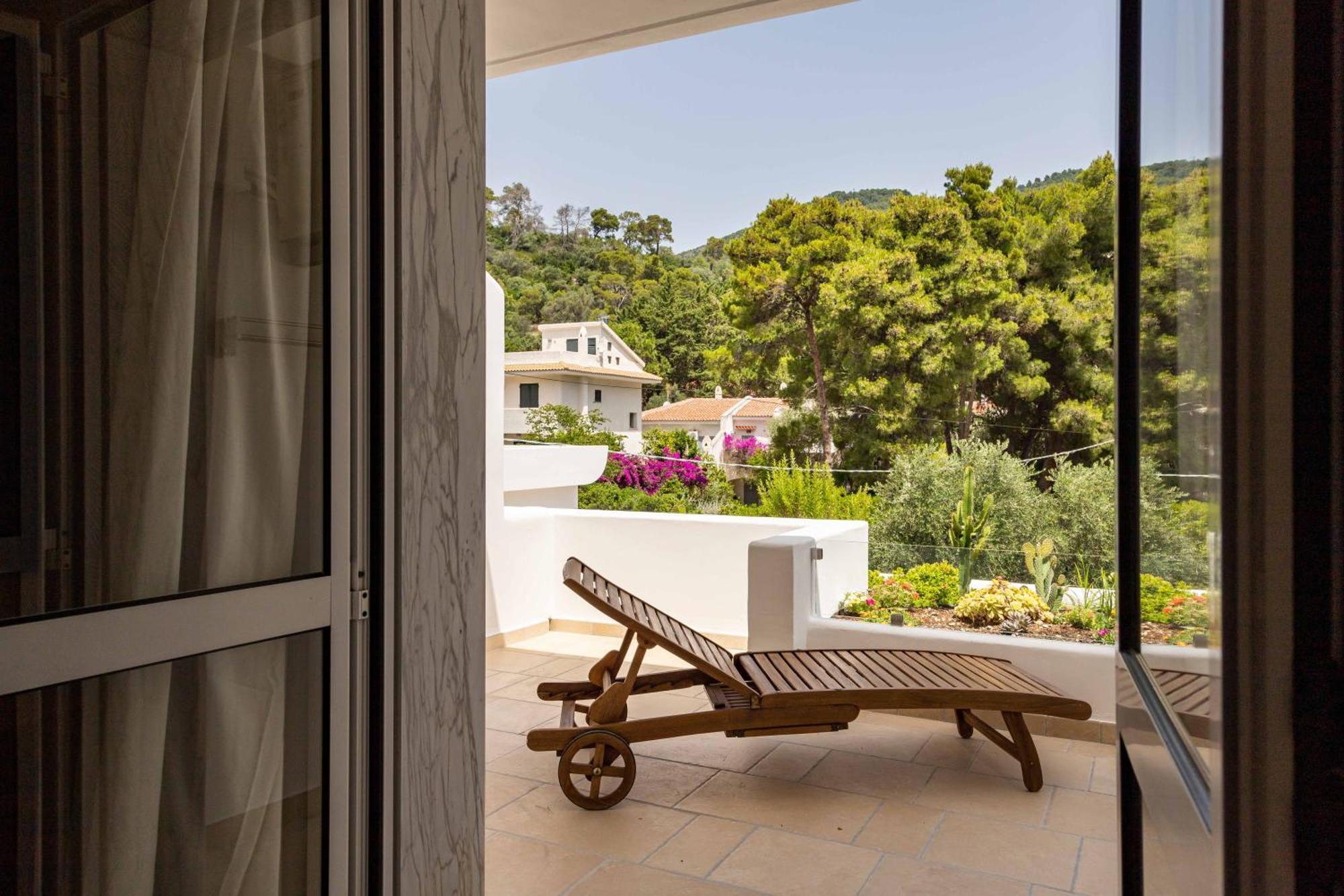 Ah Premium Baia Dei Faraglioni Hotel Mattinata Bagian luar foto